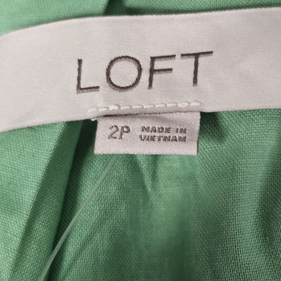 LOFT Eyelet Flutter Sleeve Shift Dress Size 2P Green Short Sleeve Embroidered - Picture 9 of 11